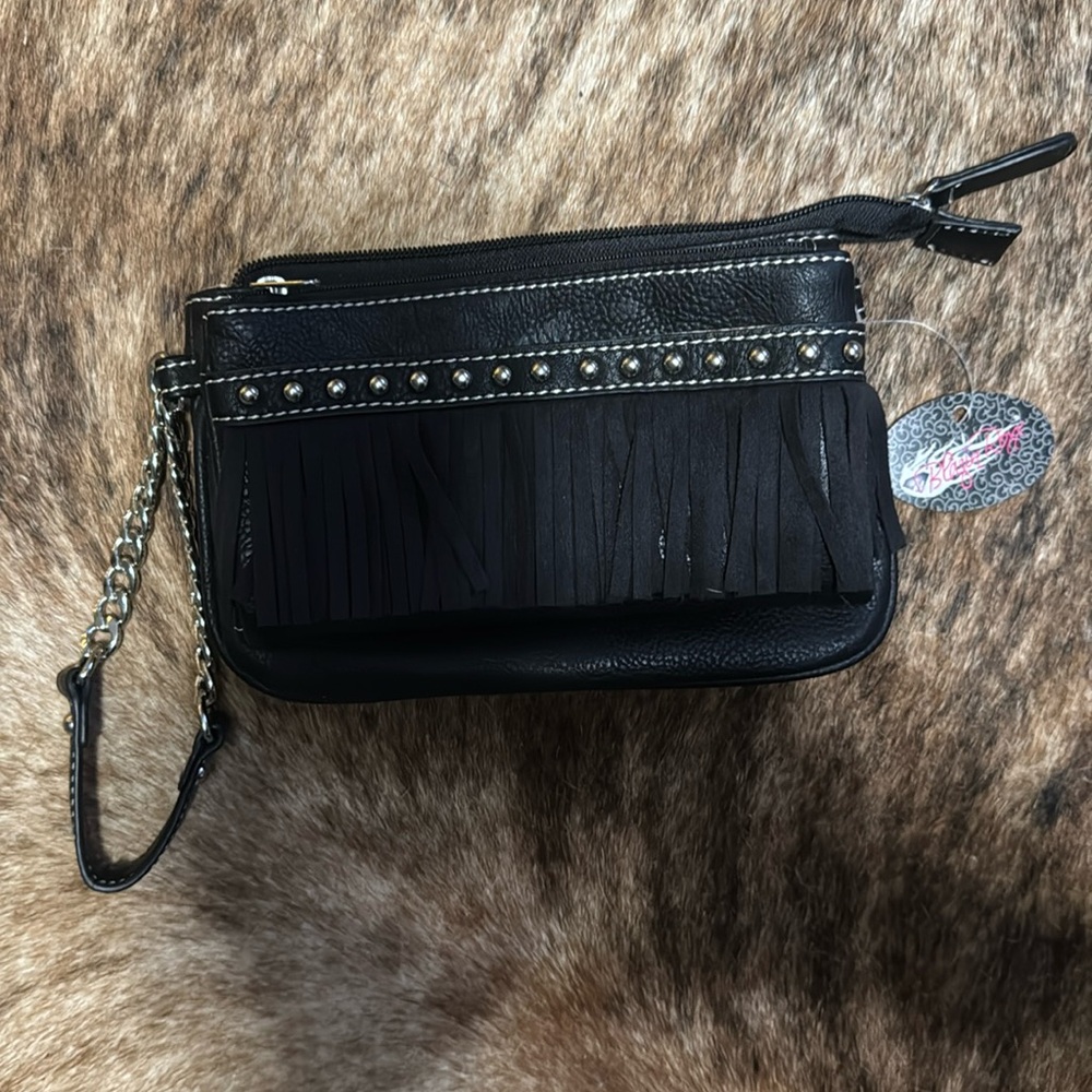 New with tag Blazin Roxy clutch